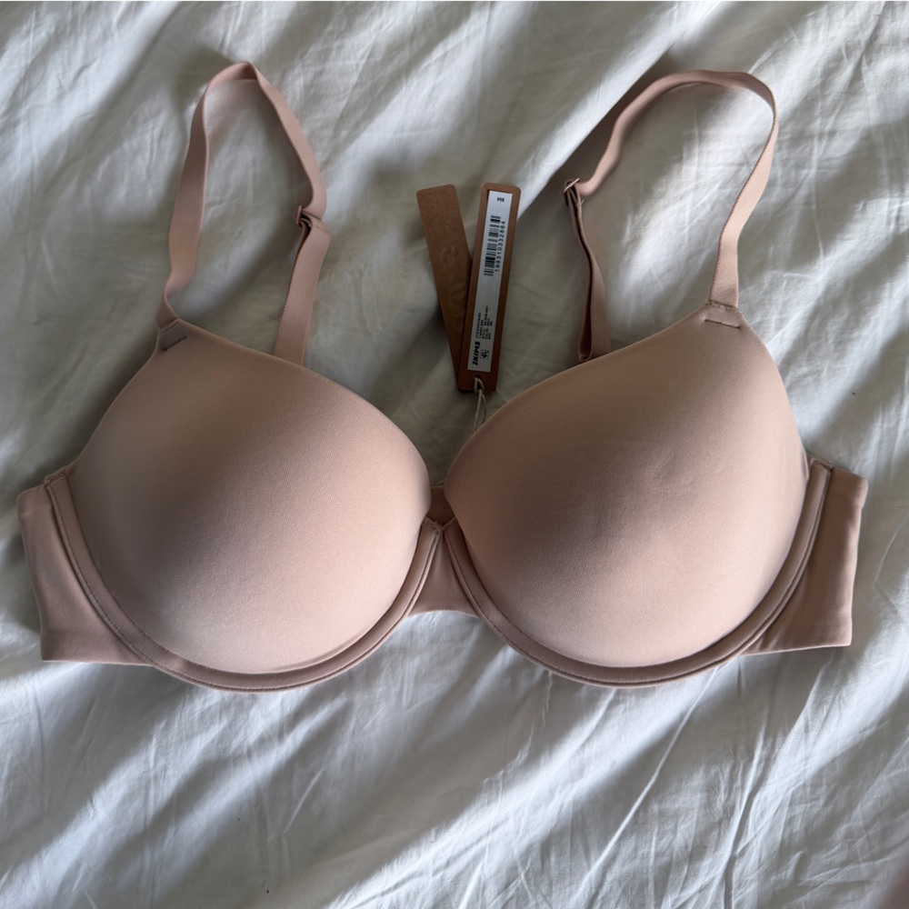 SKIMS Blush Seamless Bra NWT 38C